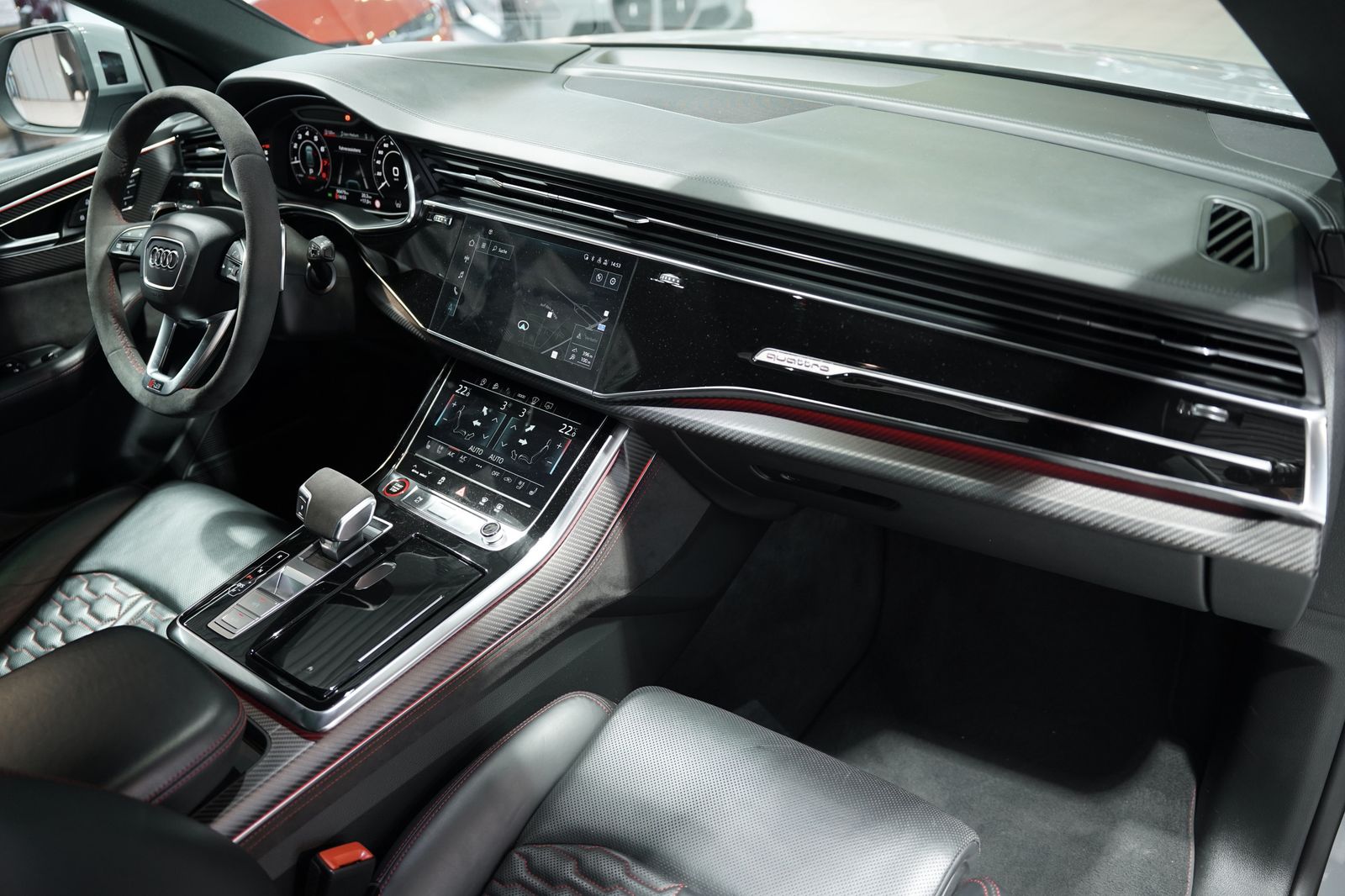 Audi RSQ8 q.*1H *23 *Dynamik*Keramik *S-Abgas *Pano