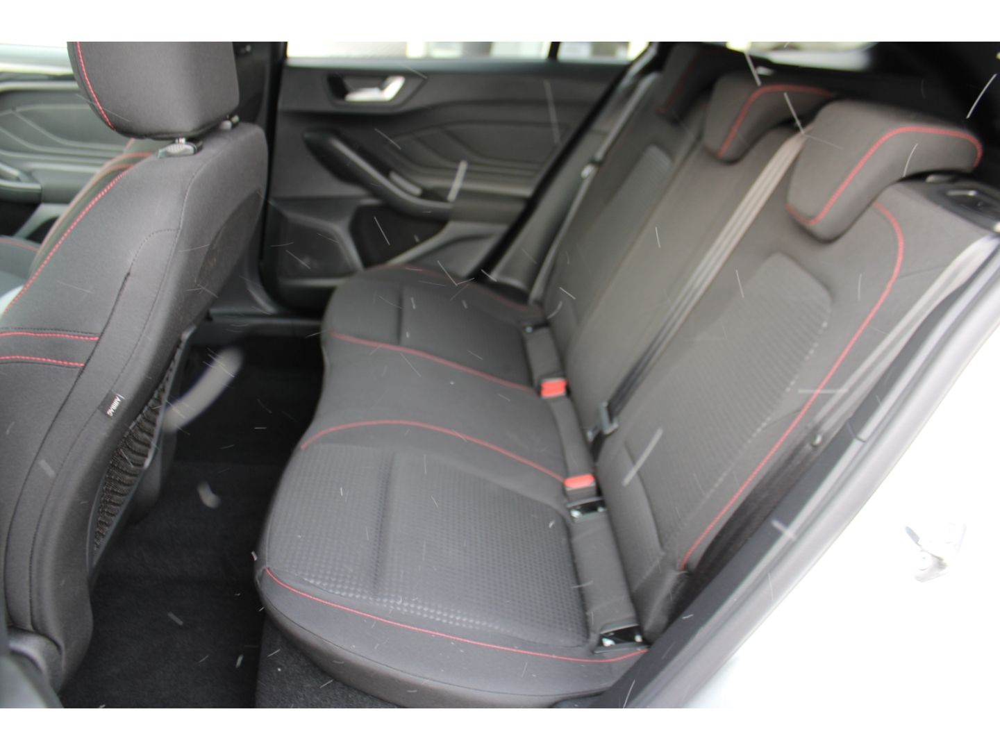 Ford Focus Turnier ST-Line ACC LED TWA Navi DAB GJR R