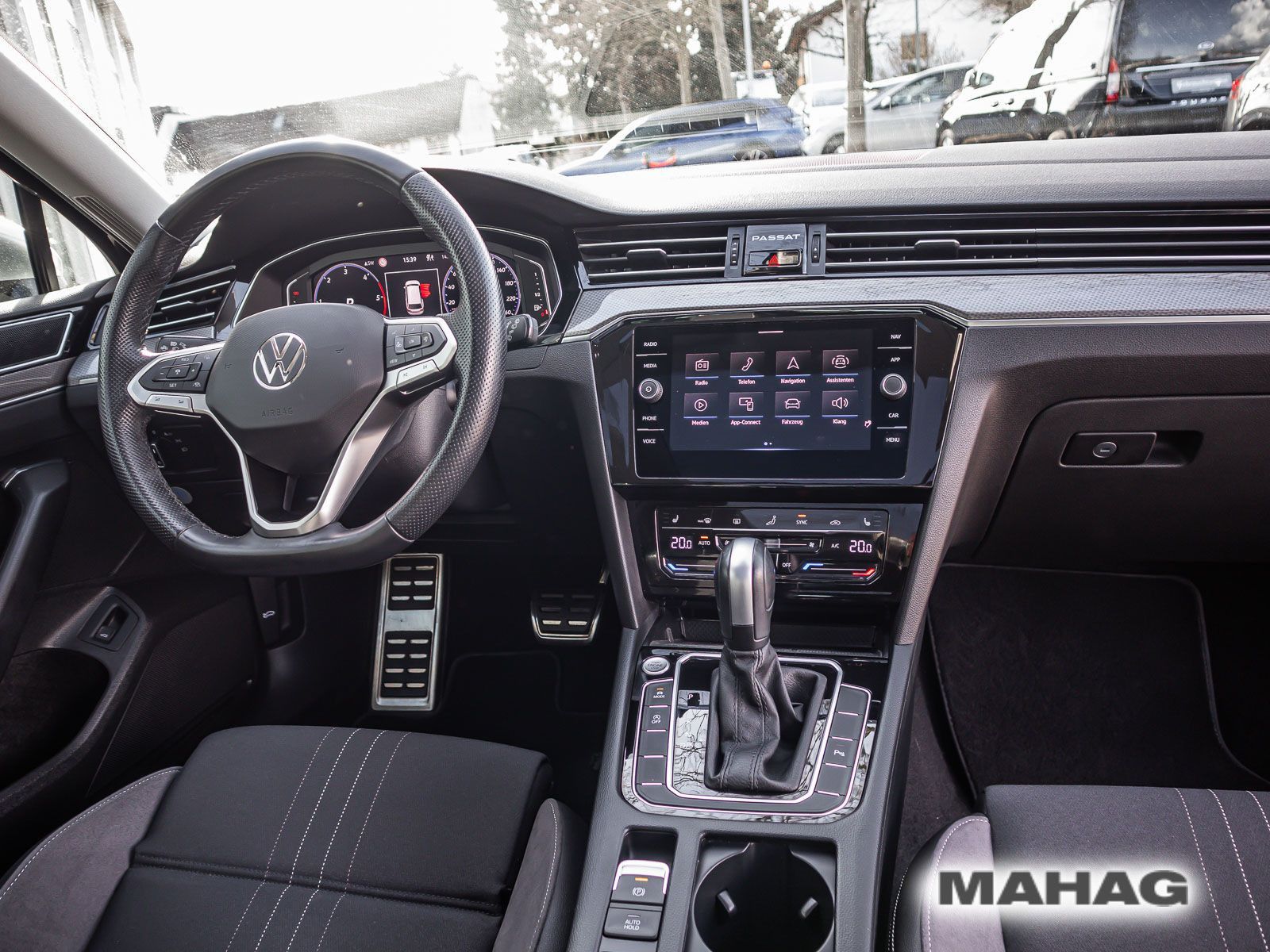 Volkswagen Passat Alltrack 2.0 TDI AHK LED Navi ParkPilot R