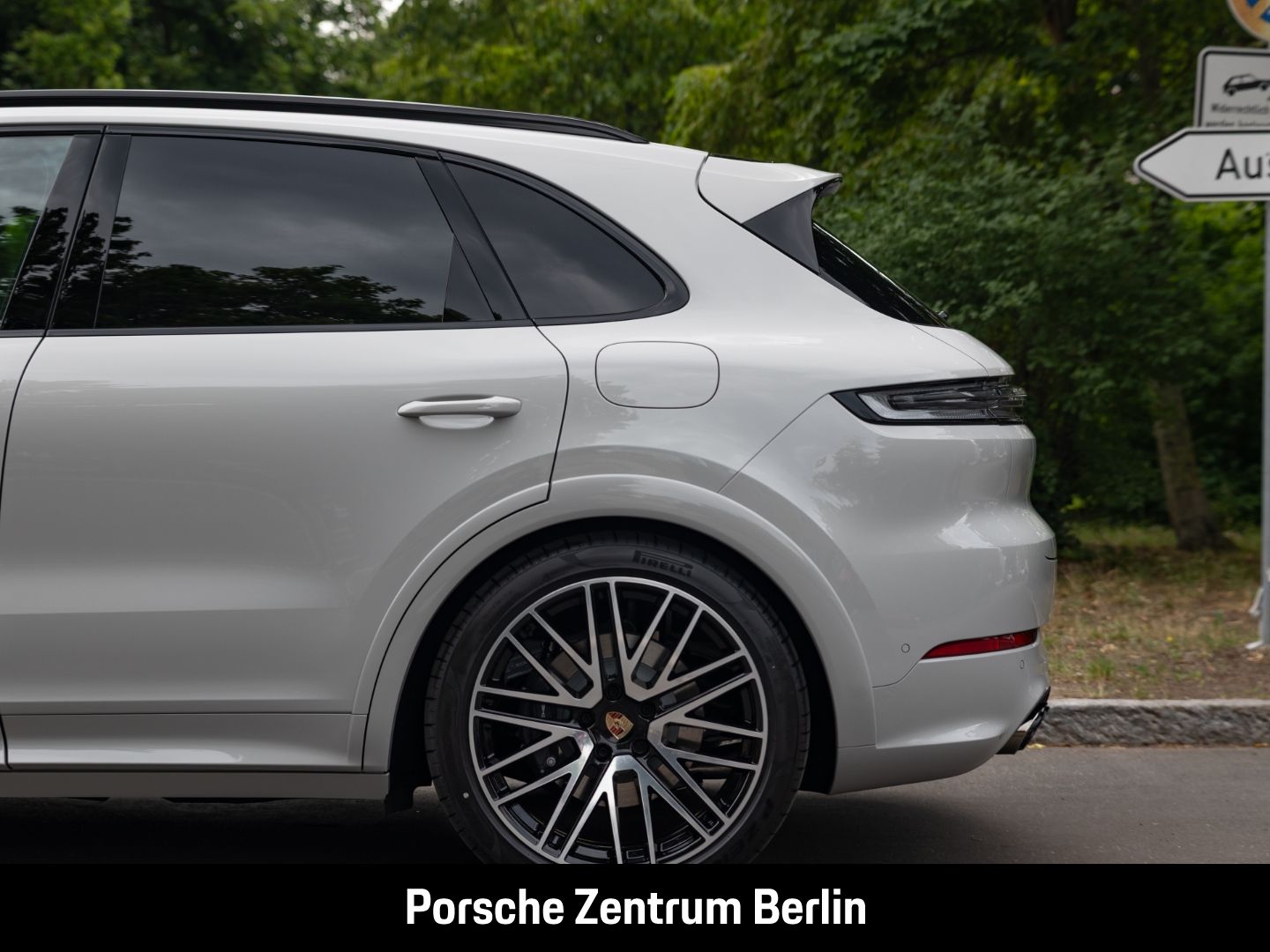 Porsche Cayenne E-Hybrid BOSE InnoDrive Panoramadach LED