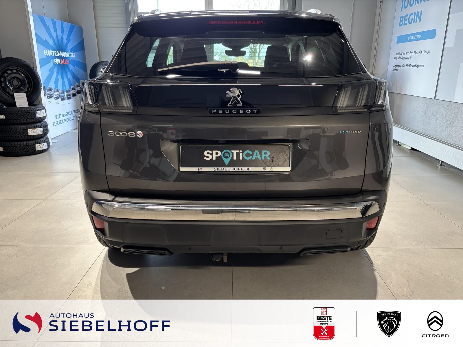Peugeot 3008 Roadtrip HYBRID 225 e-EAT8