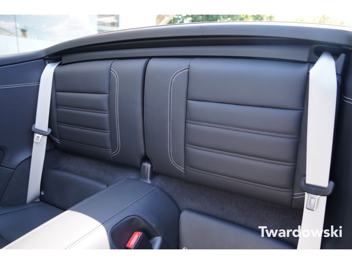 Porsche 911 992 Turbo S Cabriolet APPROVED LIFT MEMO