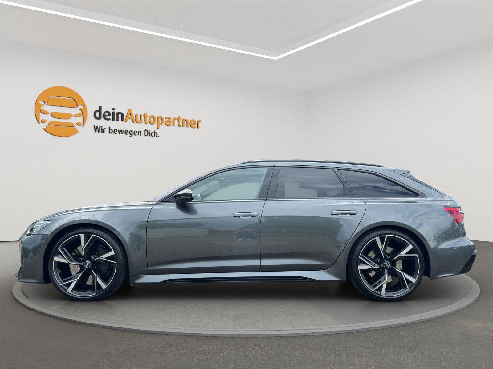 Audi RS 6 Avant 4.0 TFSI quattro LED/LEDER/HUD/AIR SU
