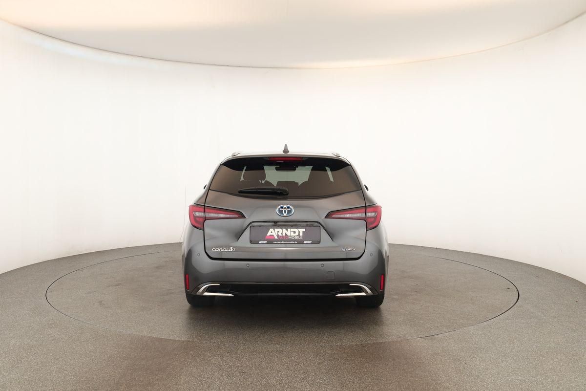 Toyota Corolla Touring Sports 2.0 CVT Team D Navi Kam