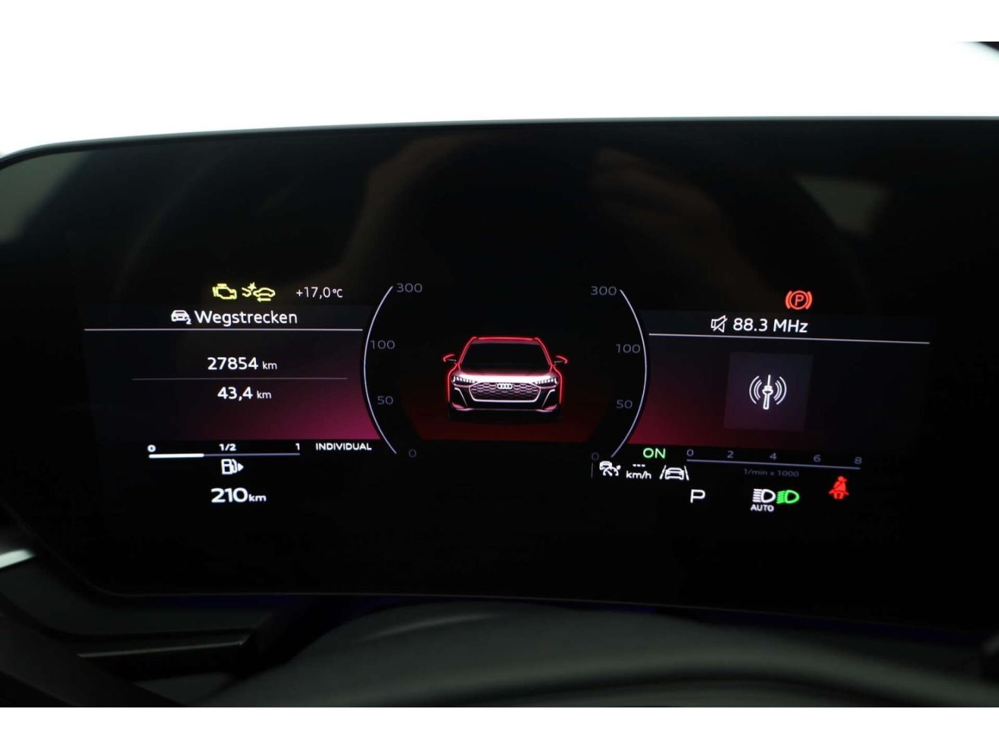 Audi A5 Avant TFSI qu S line edition one AHK/19''/HUD