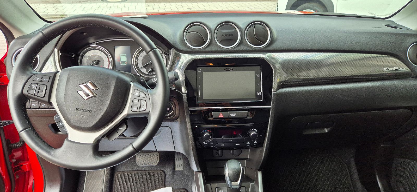 Suzuki Vitara DUALJET Hybrid Comfort+ AGS Allgrip - Samsaru's Car Outlet