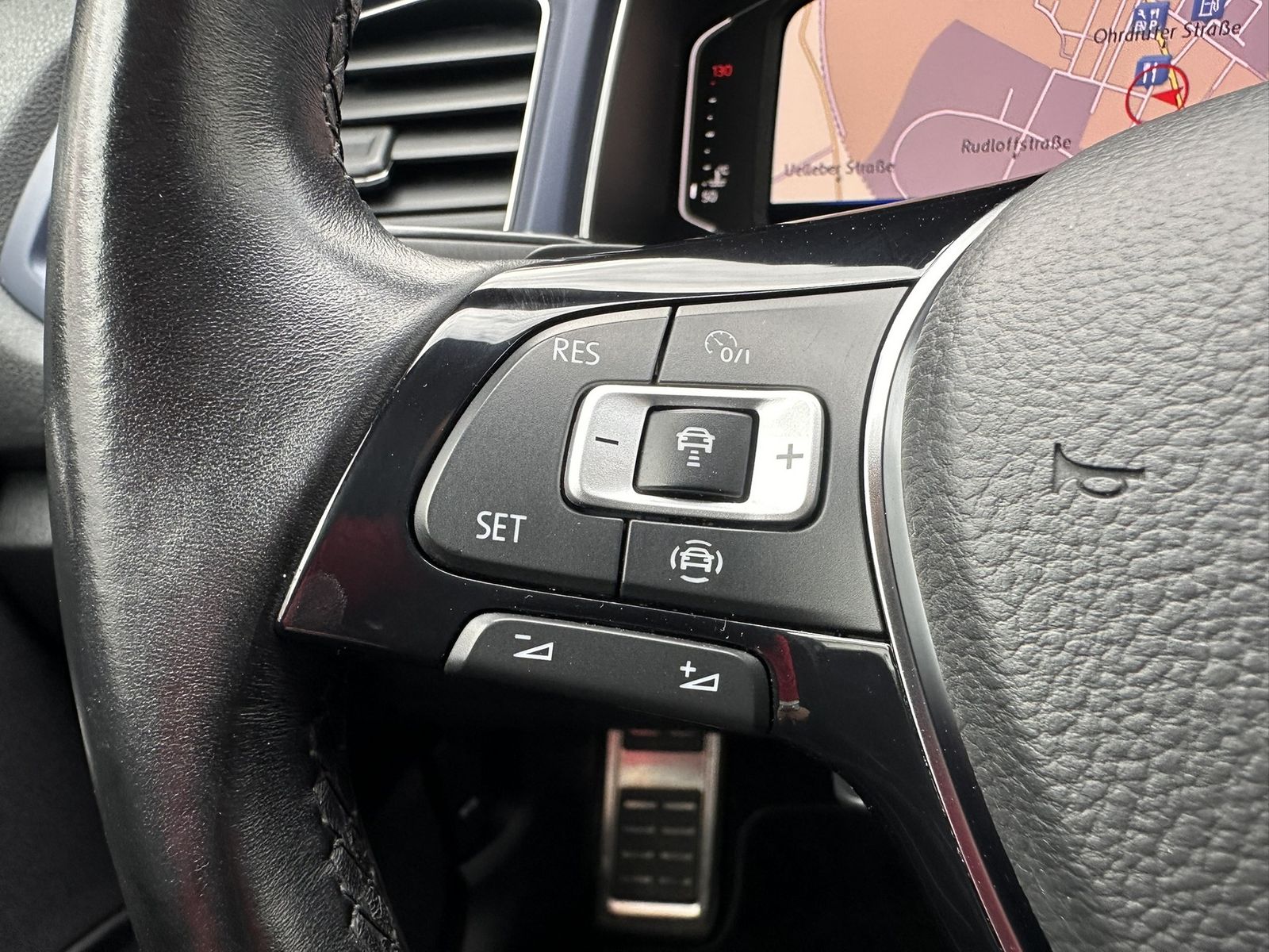 Volkswagen T-Roc 2.0 TDI United - Samsaru's Car Outlet