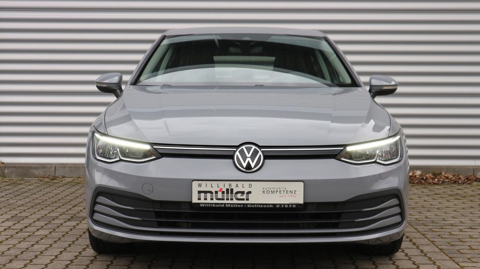 Volkswagen Golf Life - Samsaru's Car Outlet