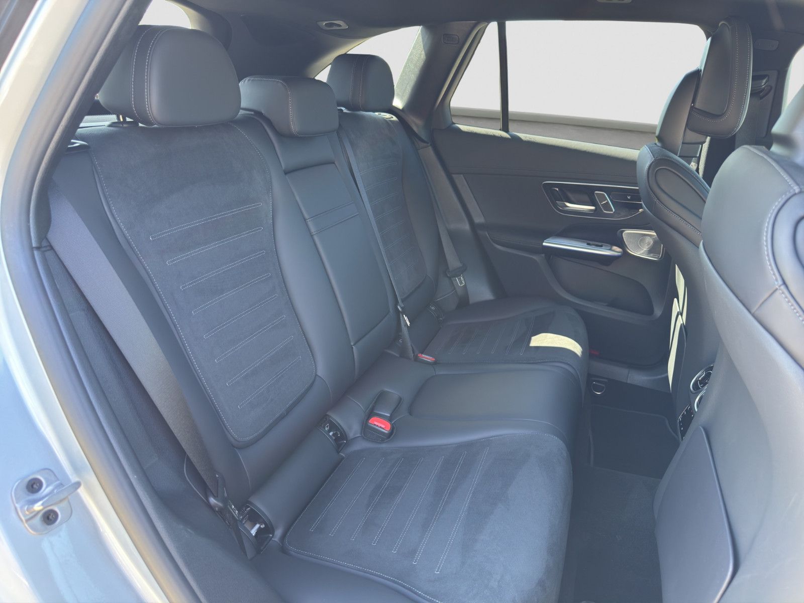 Mercedes-Benz GLC 300 d 4M AMG - Samsaru's Car Outlet
