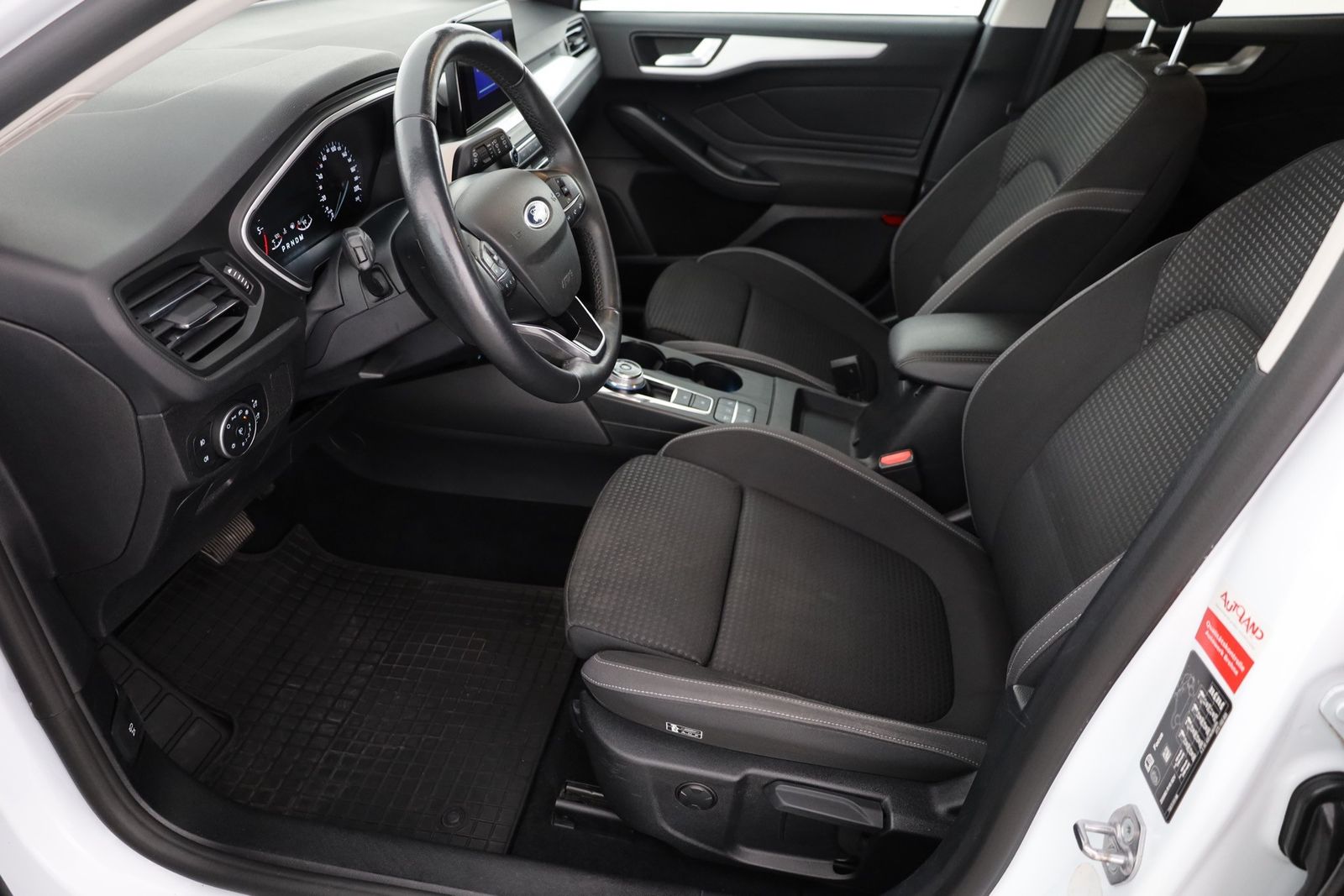 Ford Focus Turnier 2.0 EcoBlue Aut. - Samsaru's Car Outlet