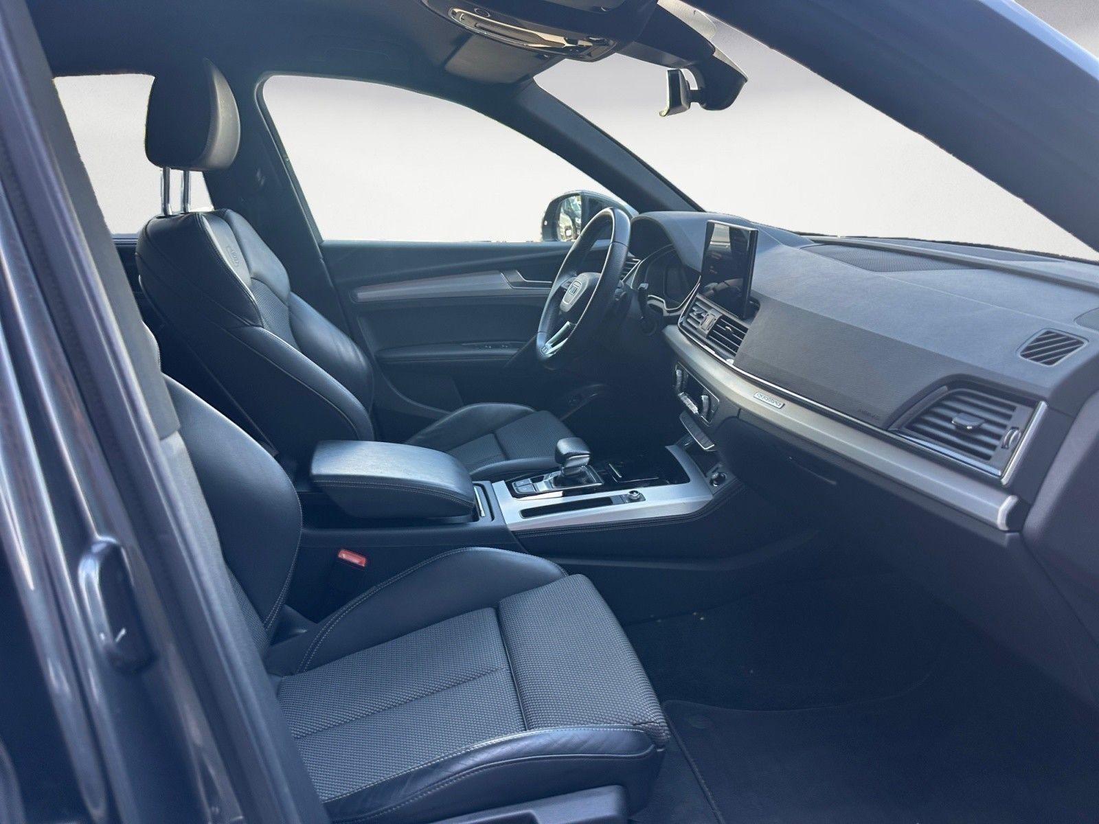 Audi Q5 50 TFSIe quattro S-tronic S-Line AHK Massage