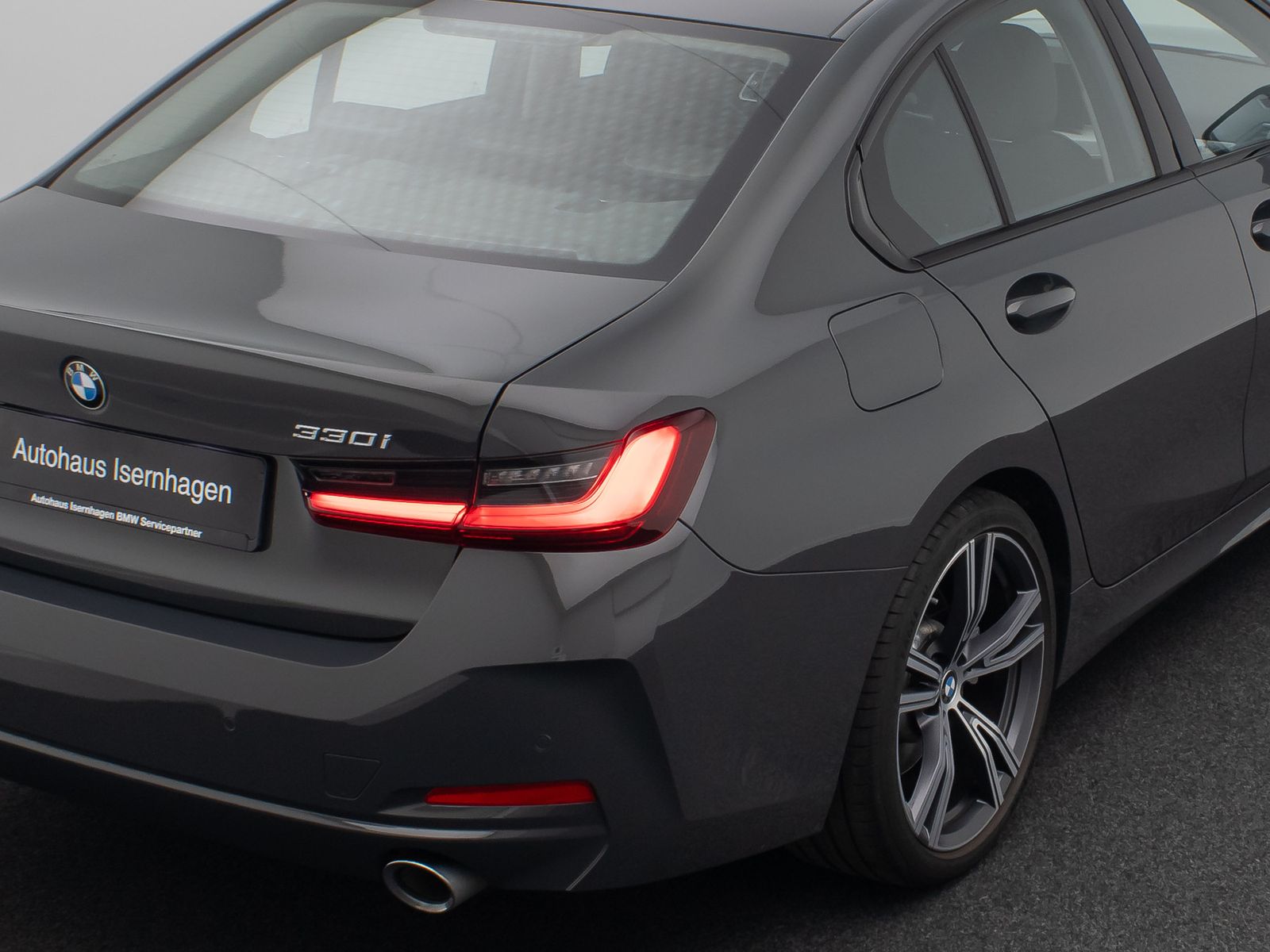 BMW 330i xD Komfort DAB HiFi Leder M Sport 19Zoll