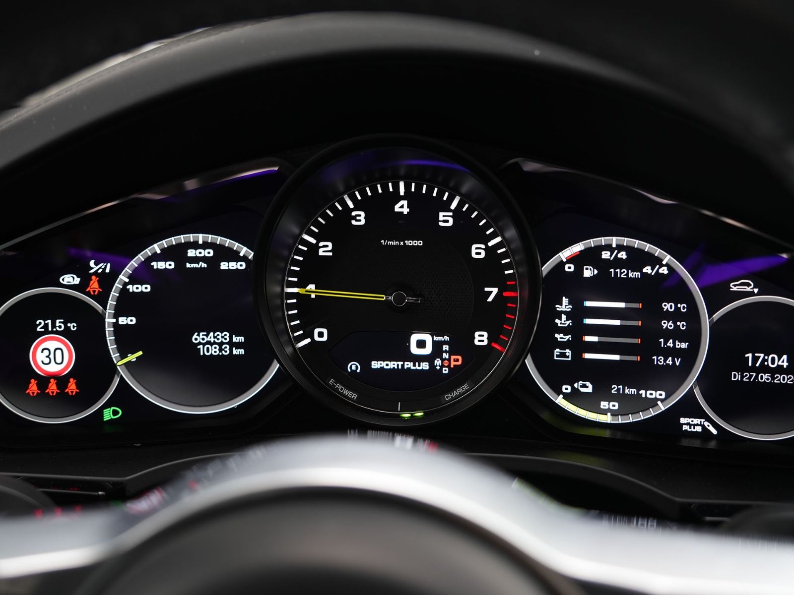 Porsche E-Hybrid MY24-INNODRIVE-ACC-LUFTF.-PANO-BOSE-RS