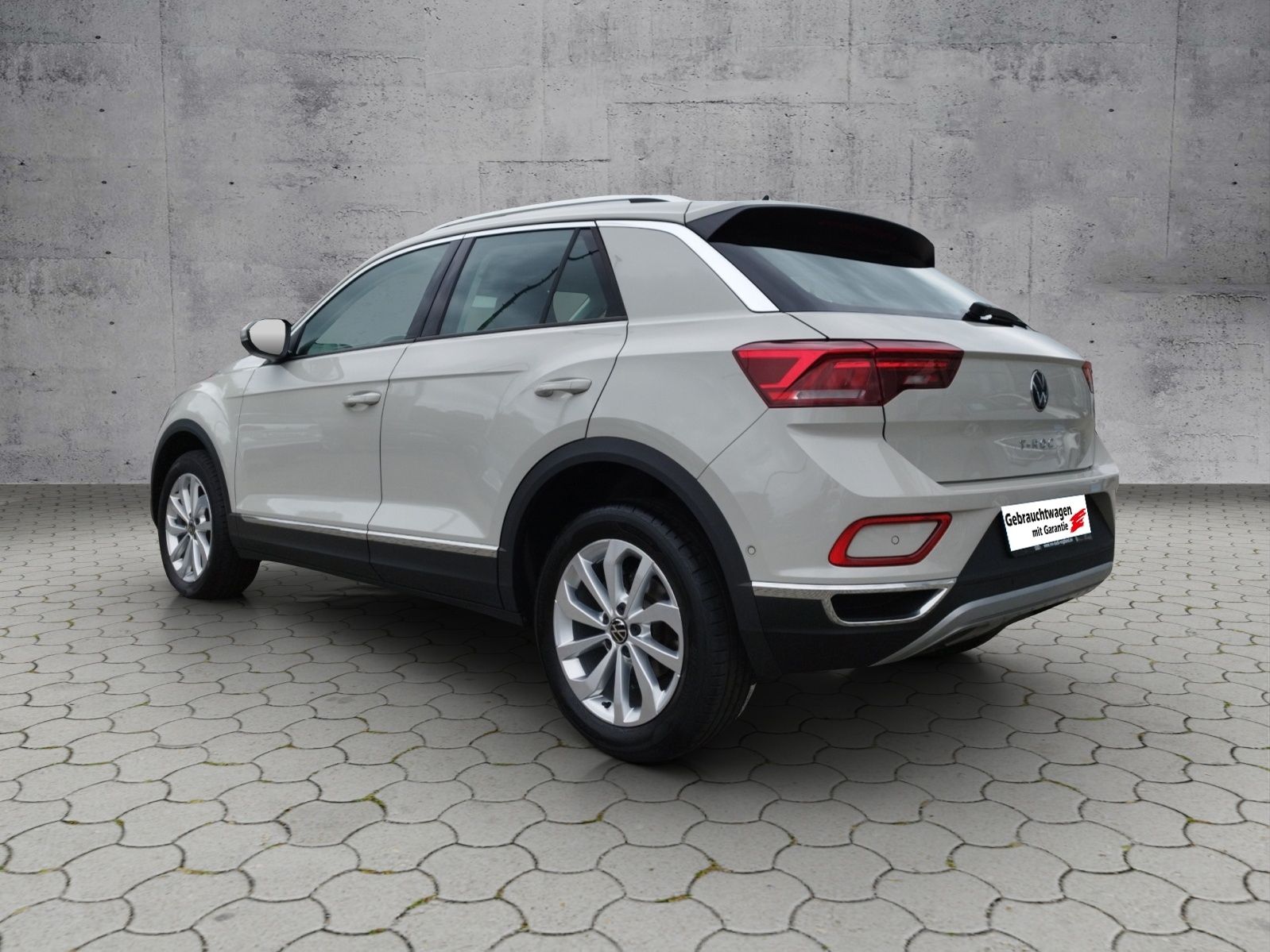 Volkswagen T-Roc Style 1.0TSI - Samsaru's Car Outlet