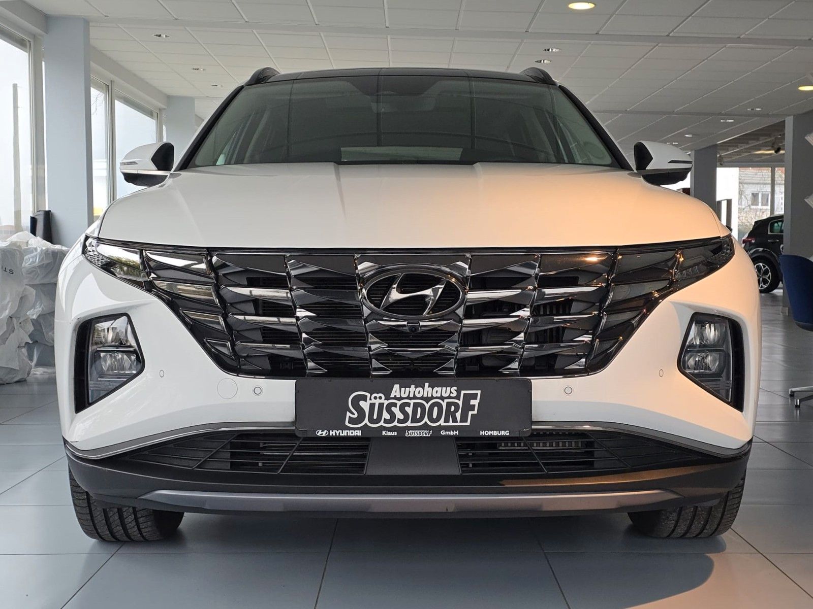 Hyundai Tucson Prime Plug-In Hybrid 4WD - Samsaru's Car Outlet