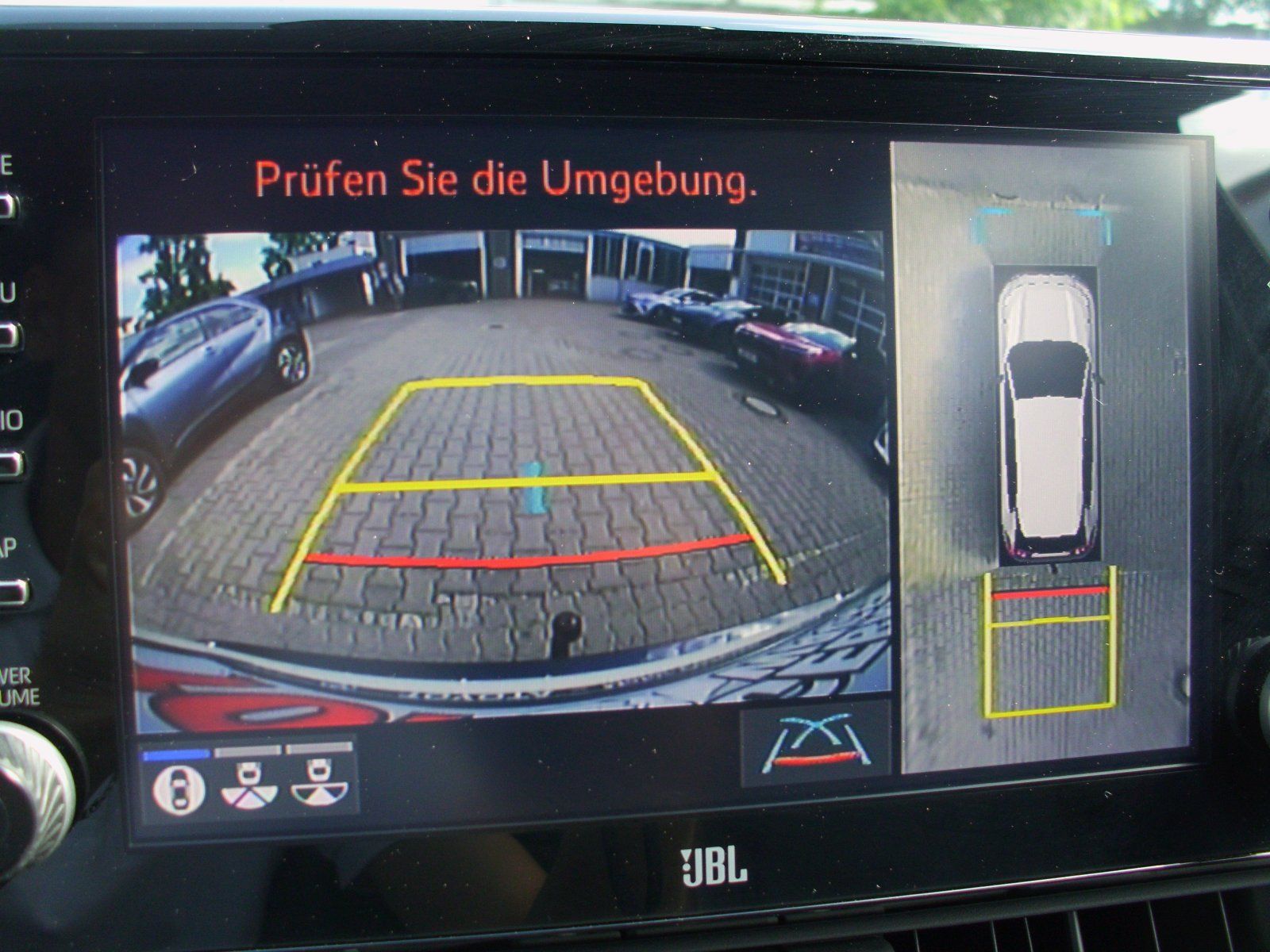Toyota RAV 4 Plug-in Hybrid 4x4 - Samsaru's Car Outlet