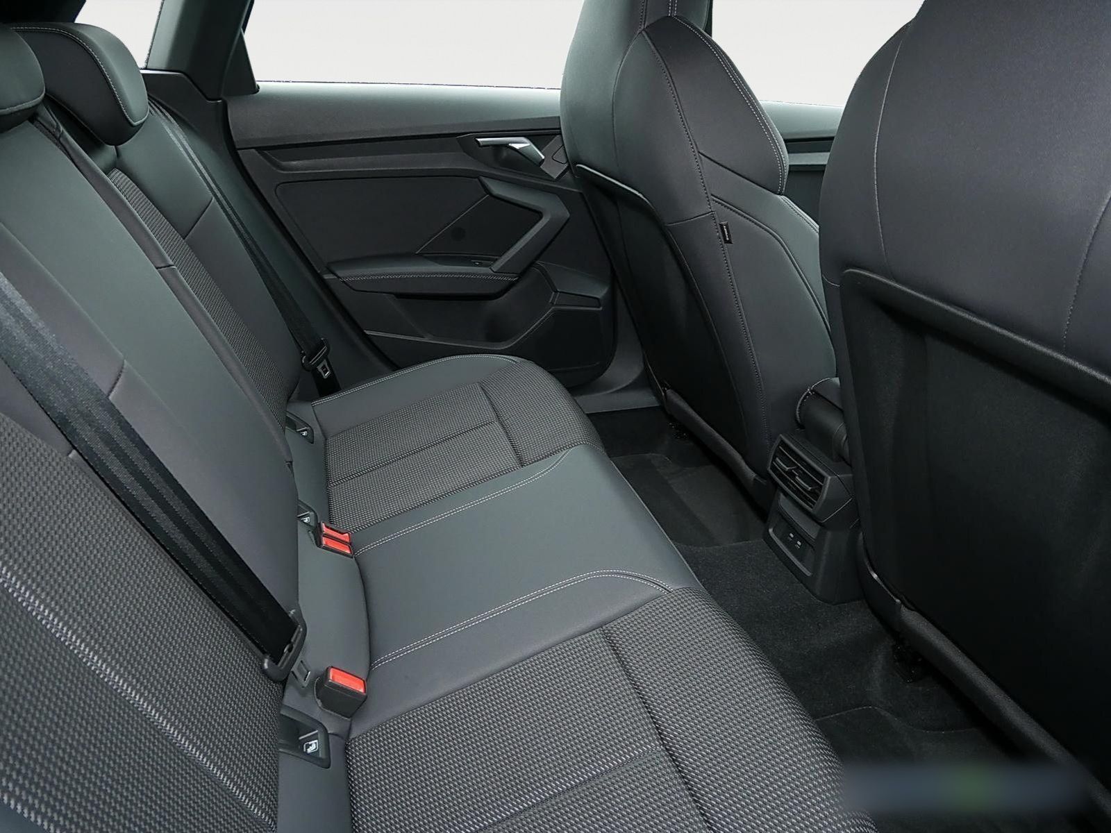Audi A3 Sportback 35 TFSI 2x S line - Samsaru's Car Outlet