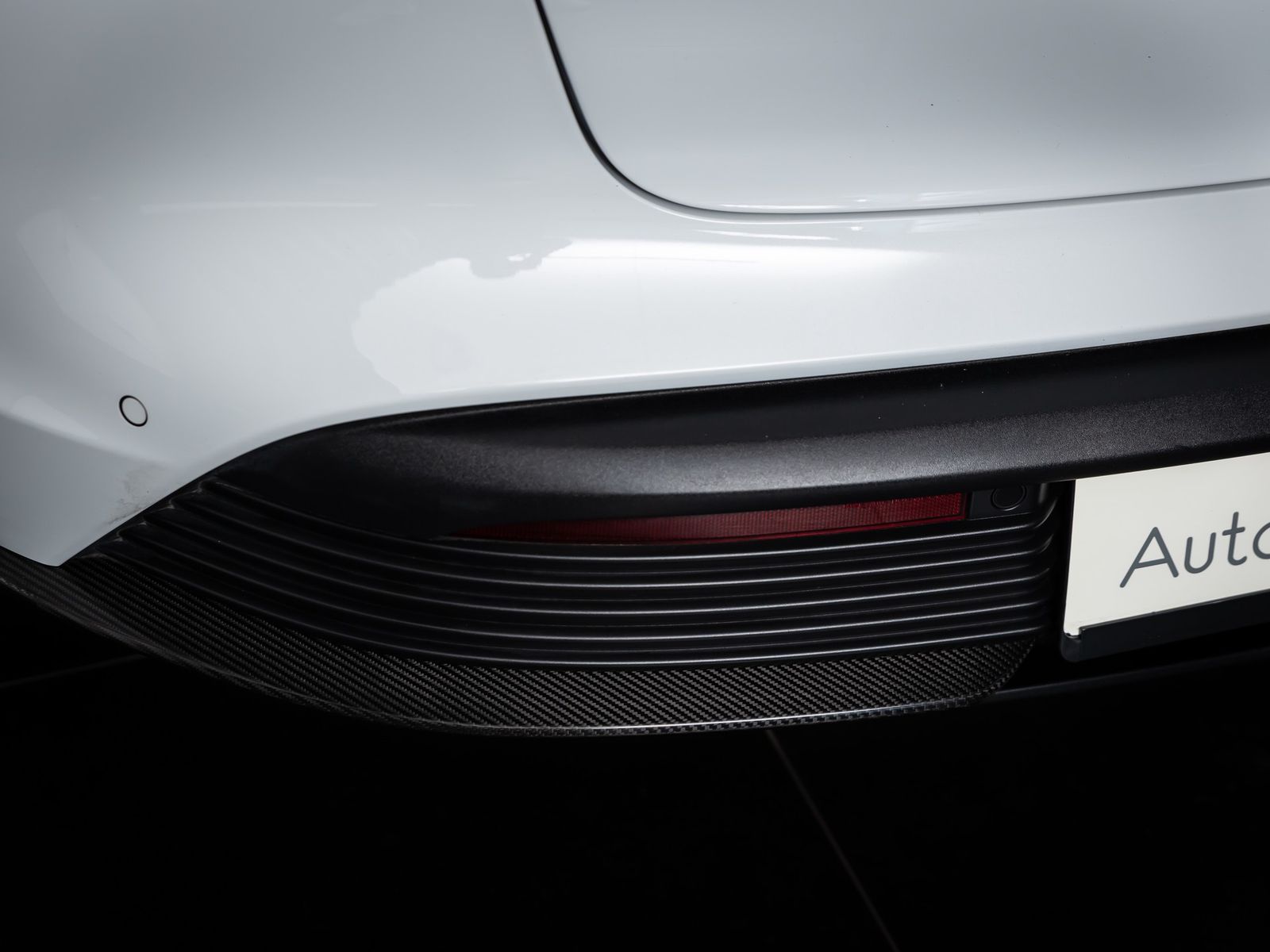 Porsche Taycan GTS Sport Turismo SPORTDESIGN CARBON*PANO