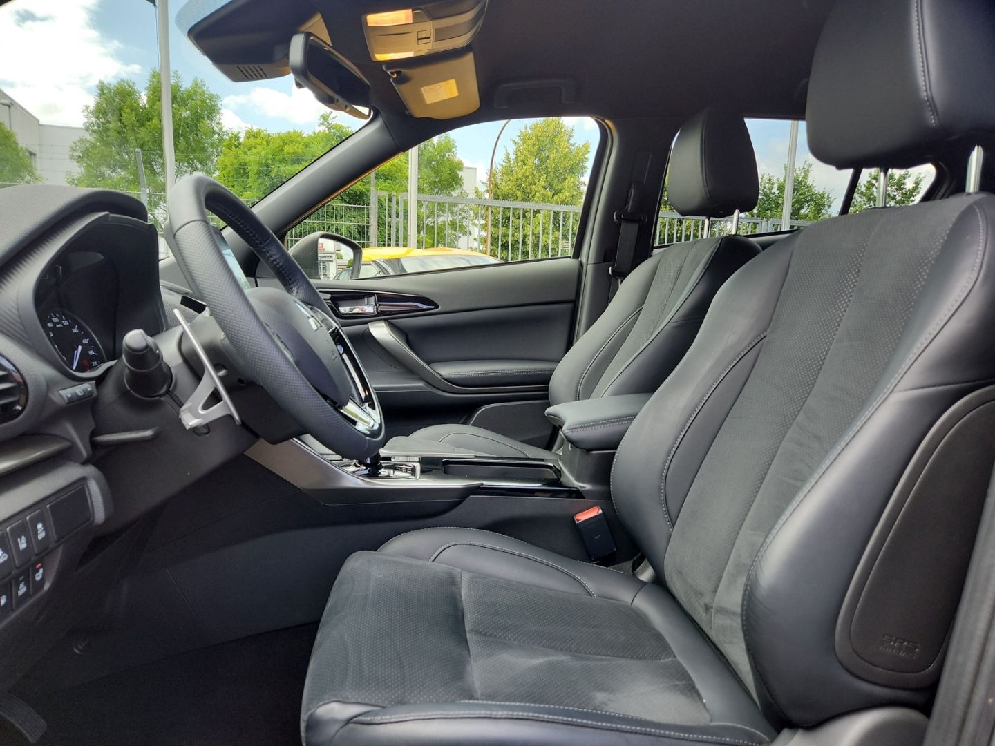 Mitsubishi Eclipse Cross Plug-In Hybrid Select Black *Black