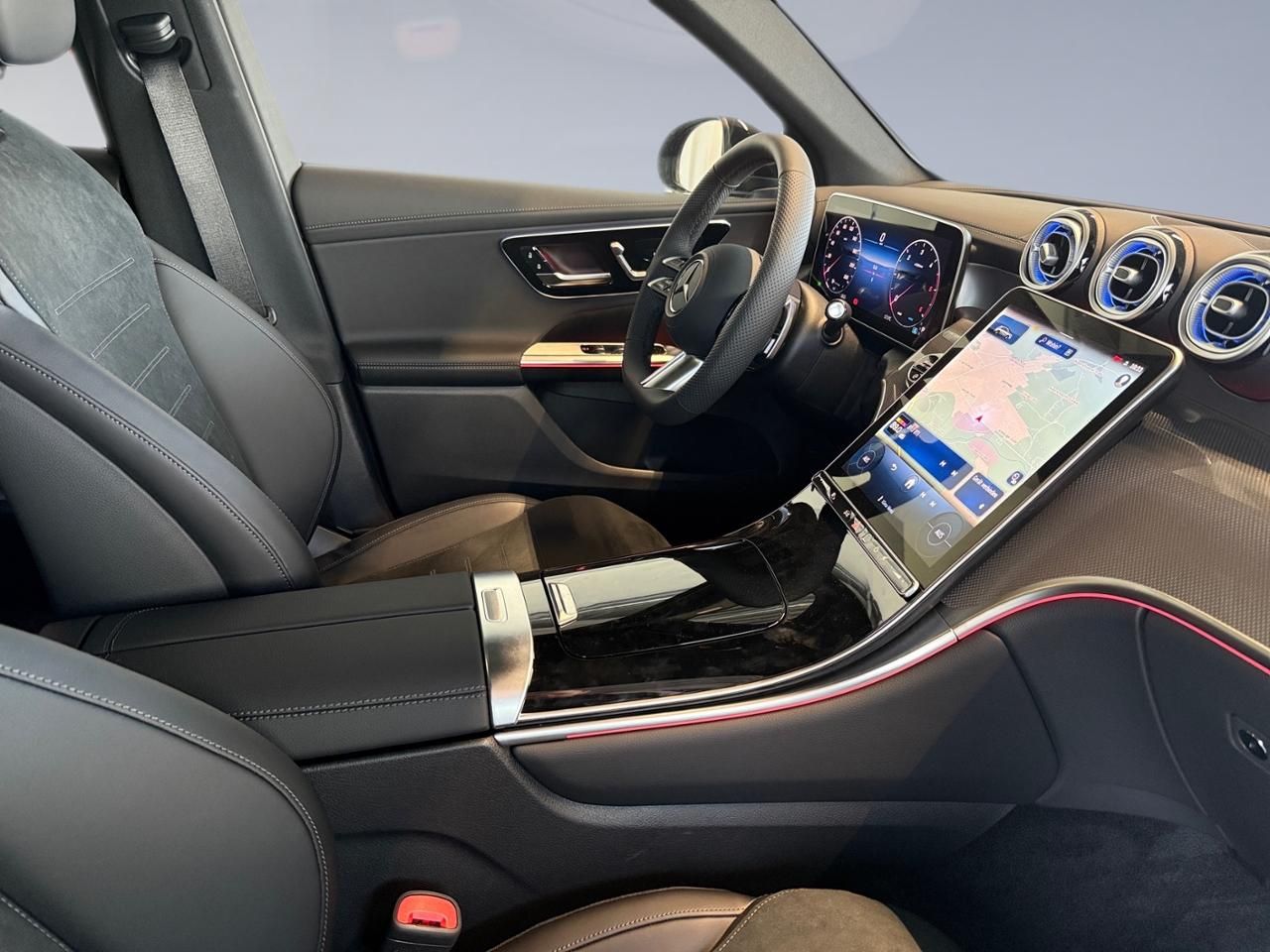 Mercedes-Benz GLC 220 d 4MATIC GLC 220 d 4M AMG - Samsaru's Car Outlet