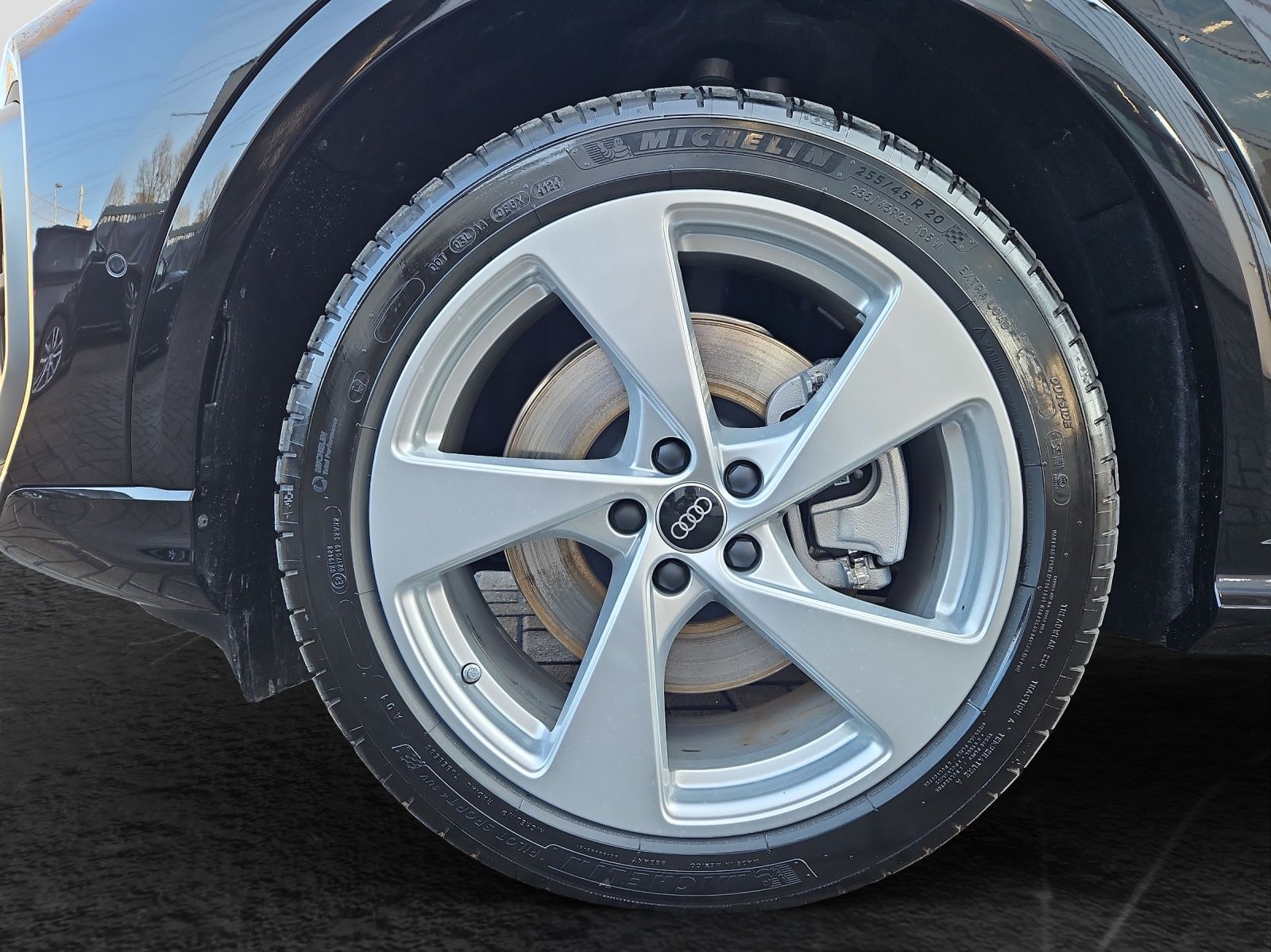 Audi Q5 SUV TDI S tronic quattro S line Tech Pro - Samsaru's Car Outlet