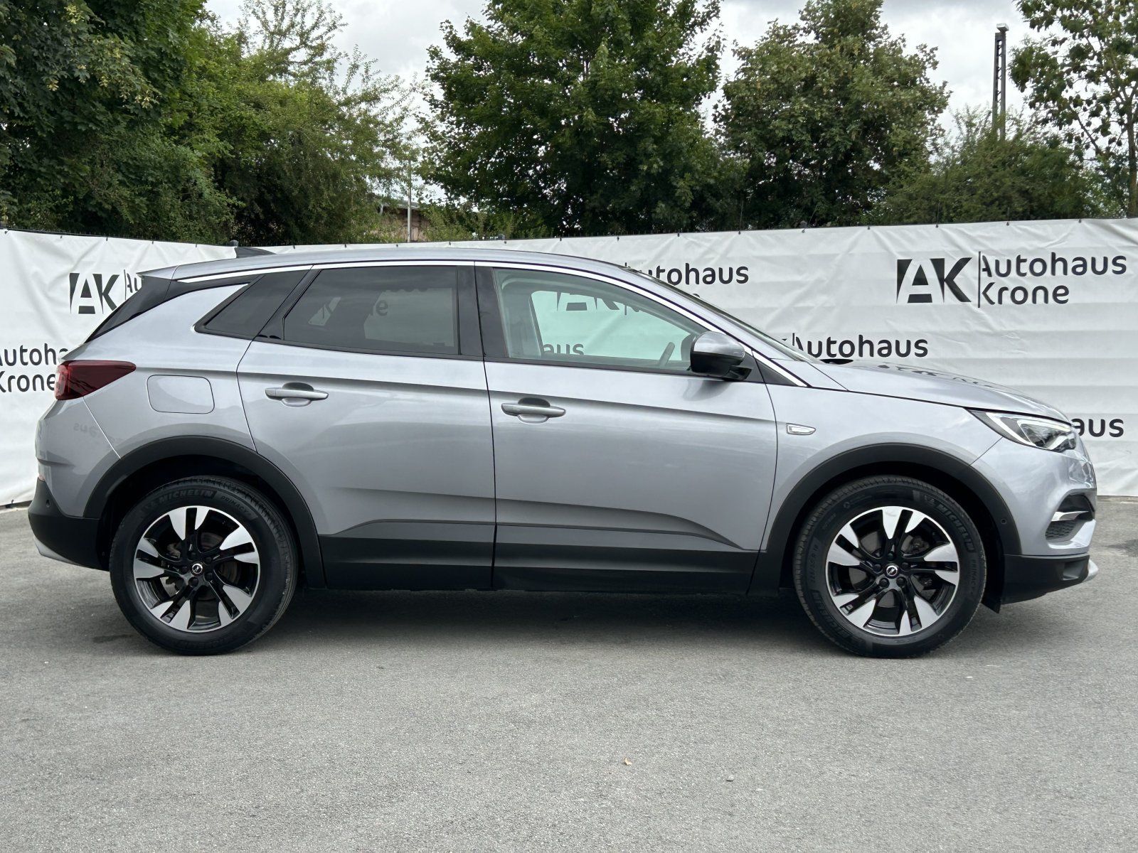 Opel Grandland X 1.5 D INNOVATION - Samsaru's Car Outlet