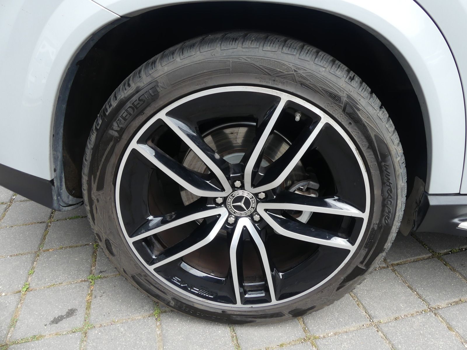 Mercedes-Benz GLE 400 d 4M Coupe AMG REARTV/PANO/22''/HEAD/BUR