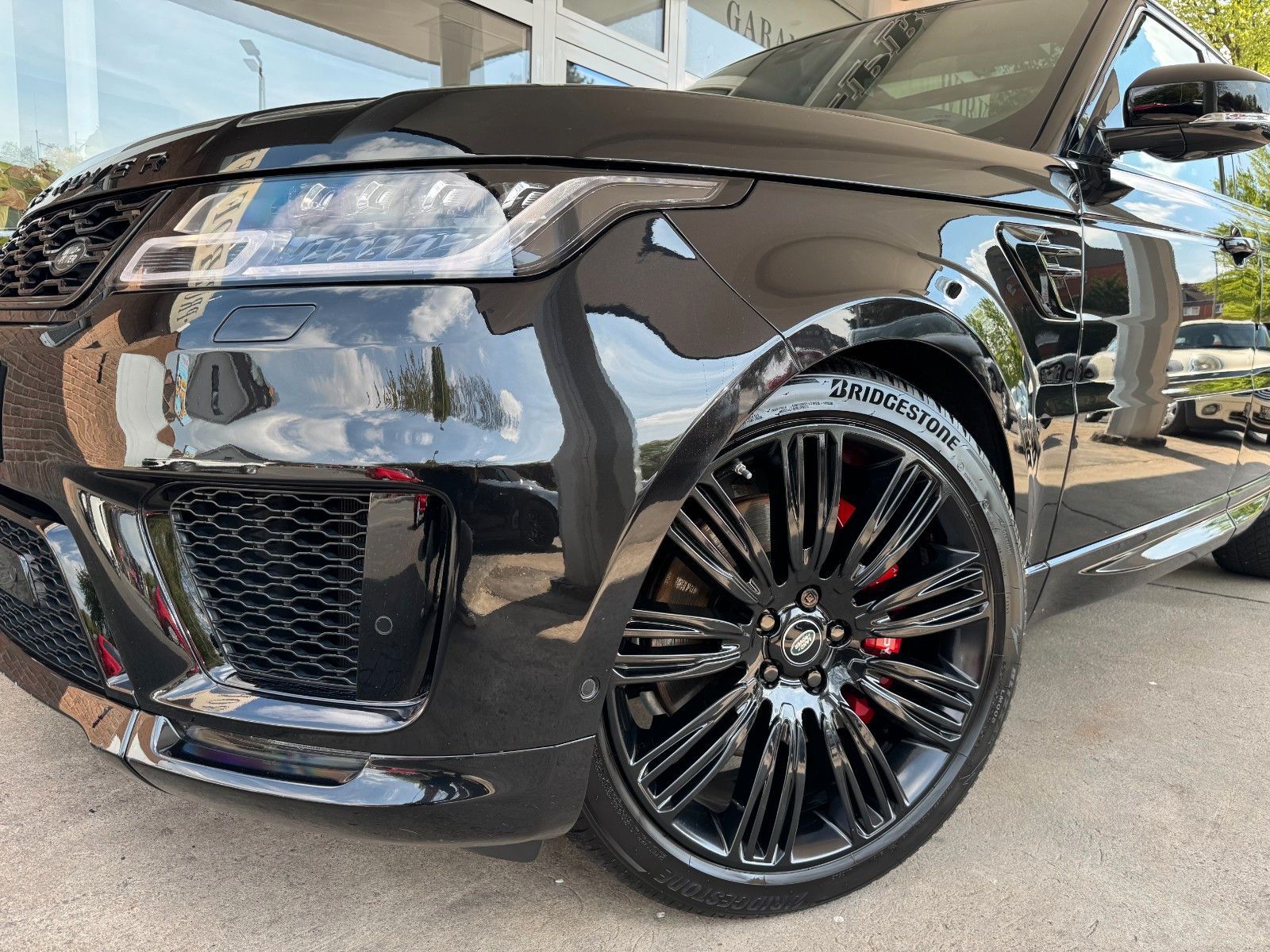 Range Rover Sport HSE Dynamic - Samsaru's Car Outlet