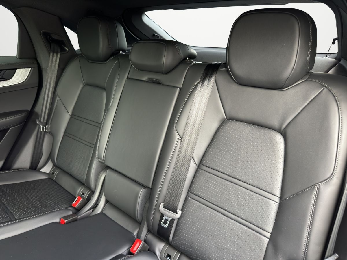 Porsche Cayenne E-Hybrid Coupe | Sportabgas | el. AHK |