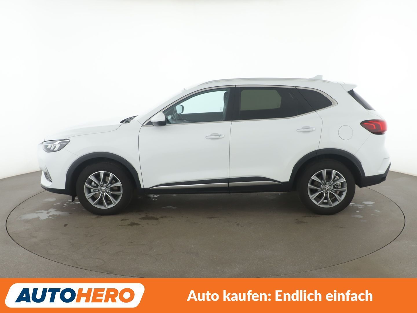 MG HS 1.5 Comfort Aut*NAVI*LED*ACC*CAM*PDC*SHZ*