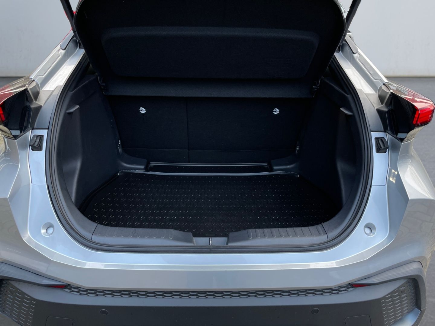 Toyota C-HR 1.8 Hybrid Teamplayer *LED*el Heck*CAM*SHZ*