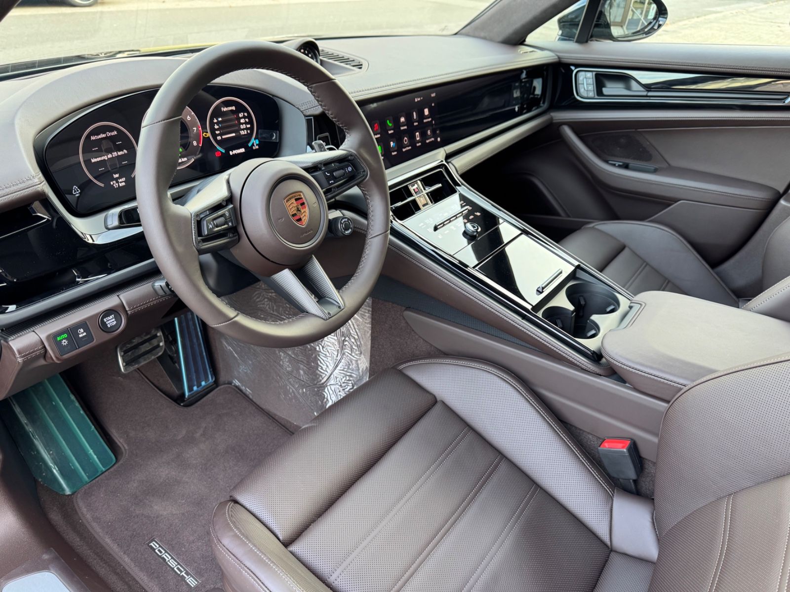 Porsche 4E-HYBRID|-7% LP|ACTIVE RIDE|SPORTABGAS|CARBON|