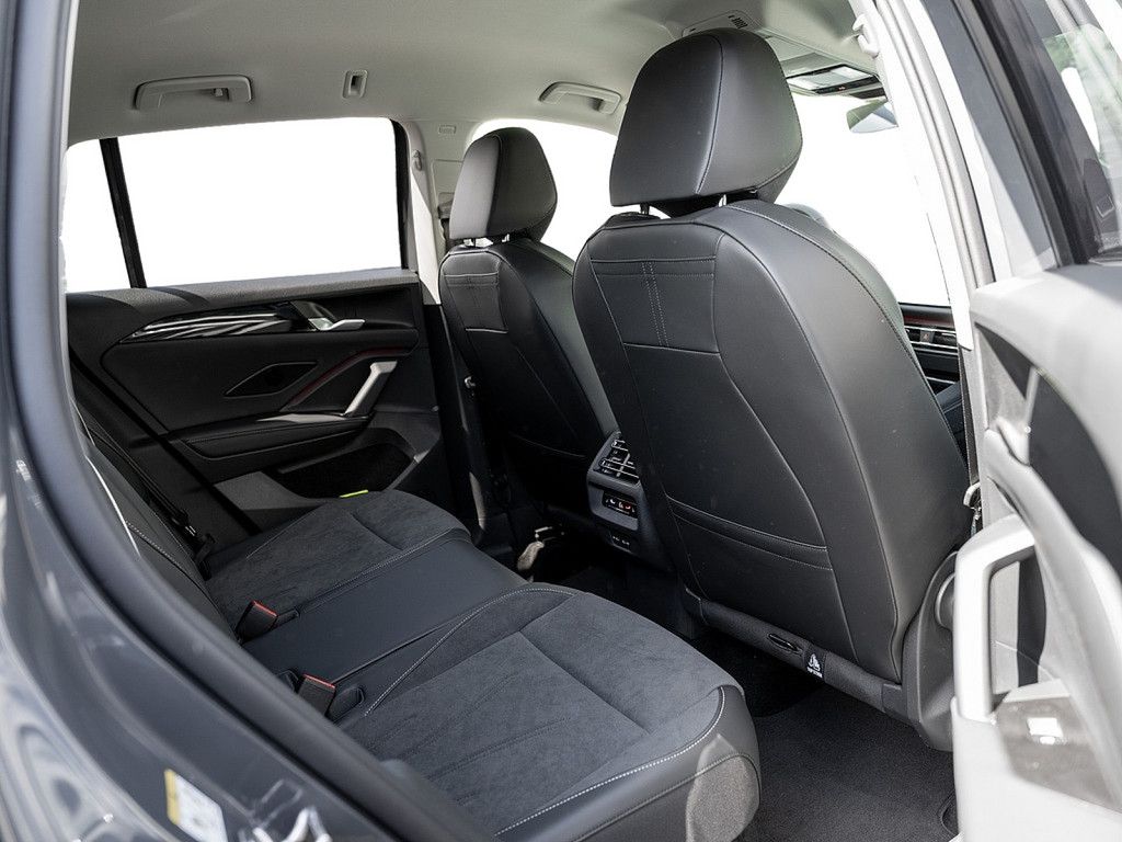 Volkswagen Tiguan 1.5 TSI eHybrid Elegance AHK KAM LED SHZ