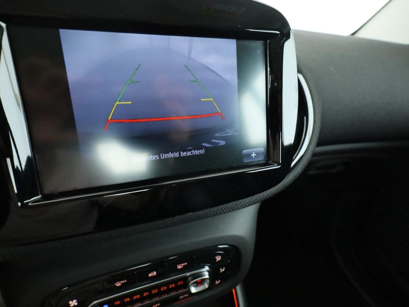 Smart fortwo EQ cabrio prime - Samsaru's Car Outlet