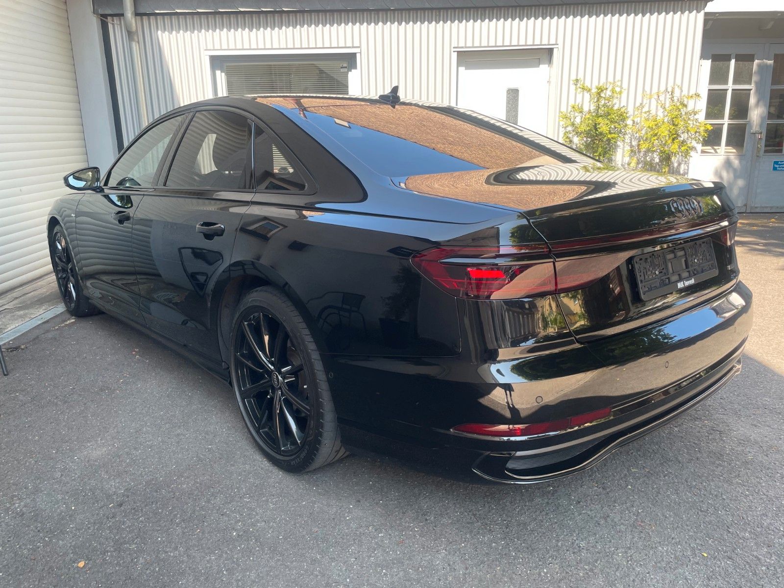 Audi A8 50 TDI quattro S line - Samsaru's Car Outlet