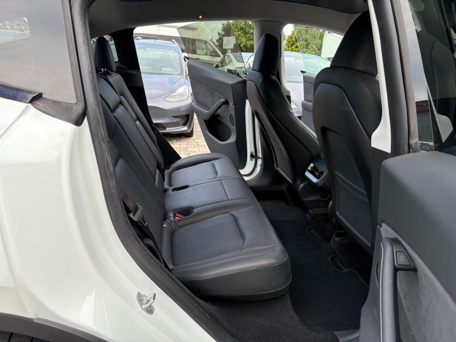 Tesla Model Y Performance Dual AWD