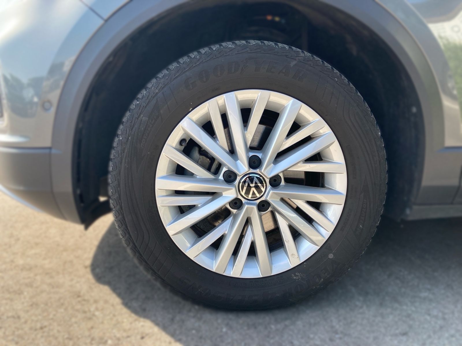 Volkswagen T-Roc LIFE 1.0TSI - Samsaru's Car Outlet