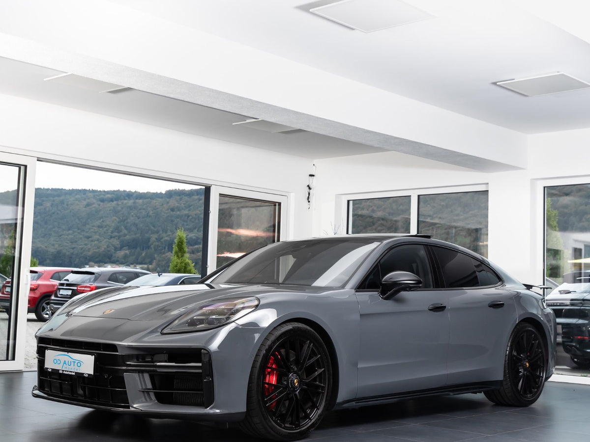 Porsche Panamera GTS SportDesign/Beifahrerdisplay/Pano