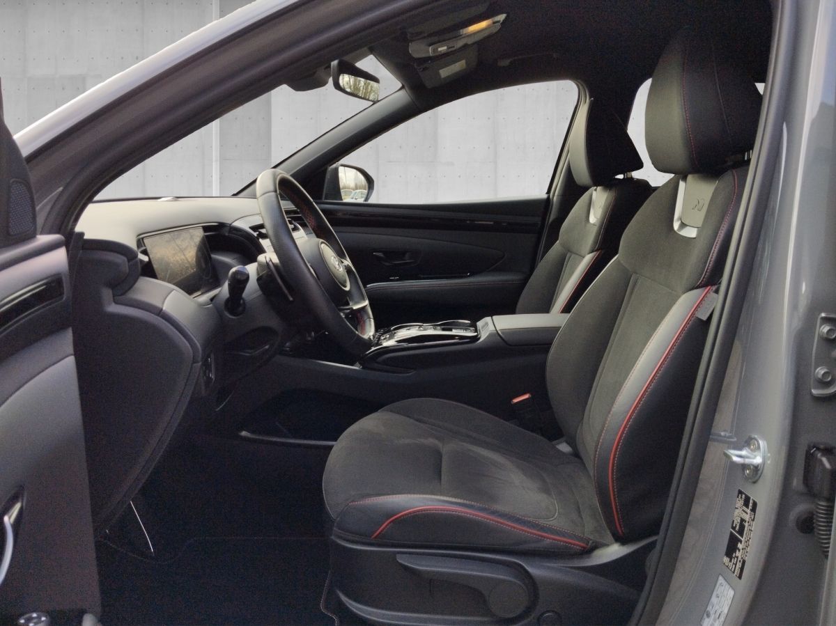 Hyundai TUCSON 1.6 T-GDi PHEV N-Line - Samsaru's Car Outlet