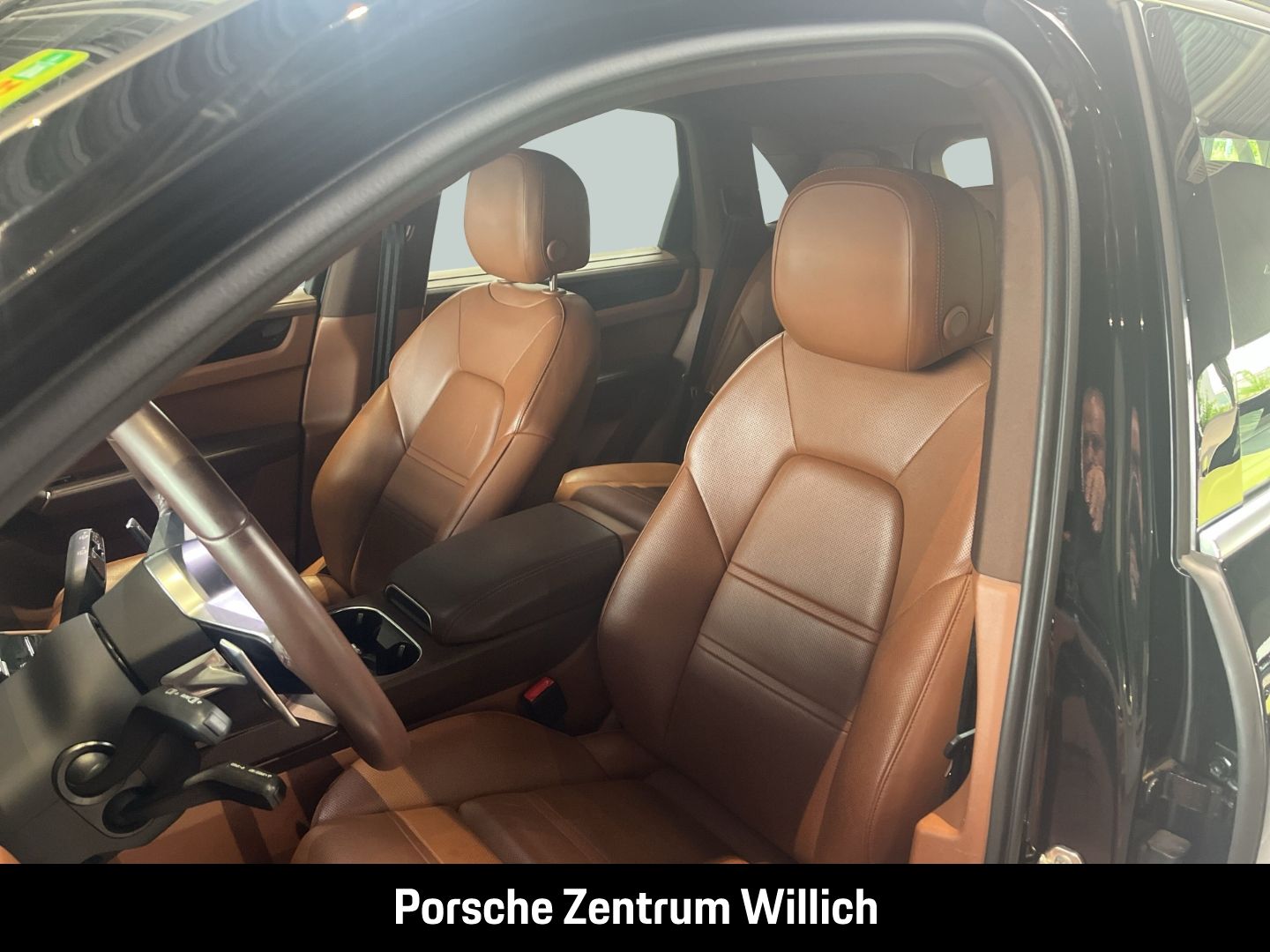 Porsche Cayenne E-Hybrid Clubleder Luftfederung 21-Zoll
