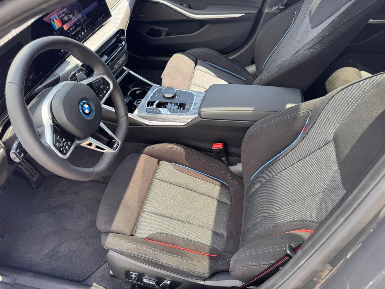 BMW 330e xDr. T M Sport Pro ACC HUD Pano Ha/Ka AHK 1