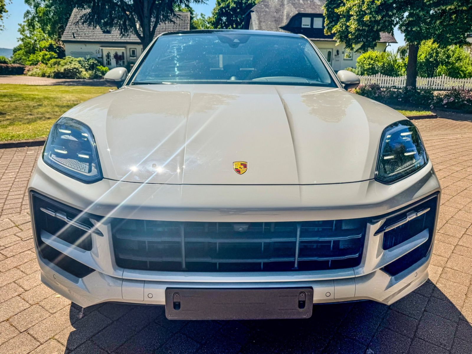 Porsche Cayenne Coupe E-Hybrid*PANO*21"*SITZB*SPORT CHRO