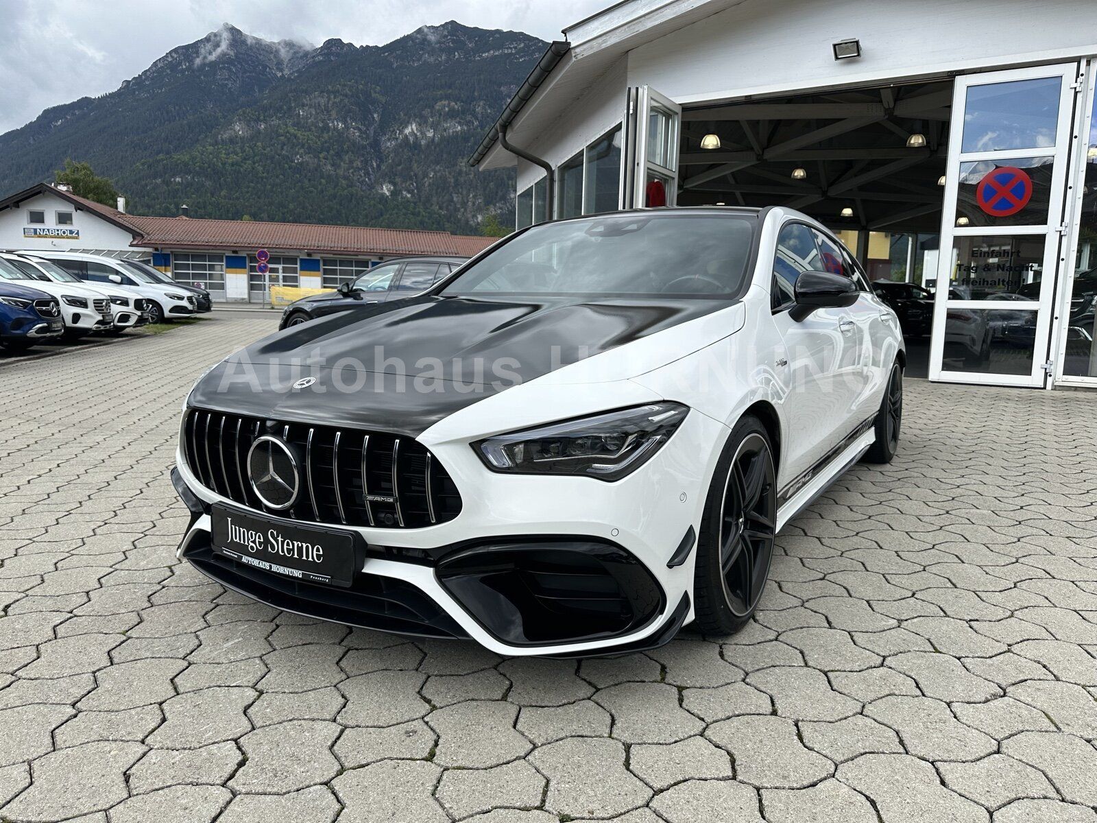 Mercedes-Benz CLA 45 AMG 4M+ - Samsaru's Car Outlet