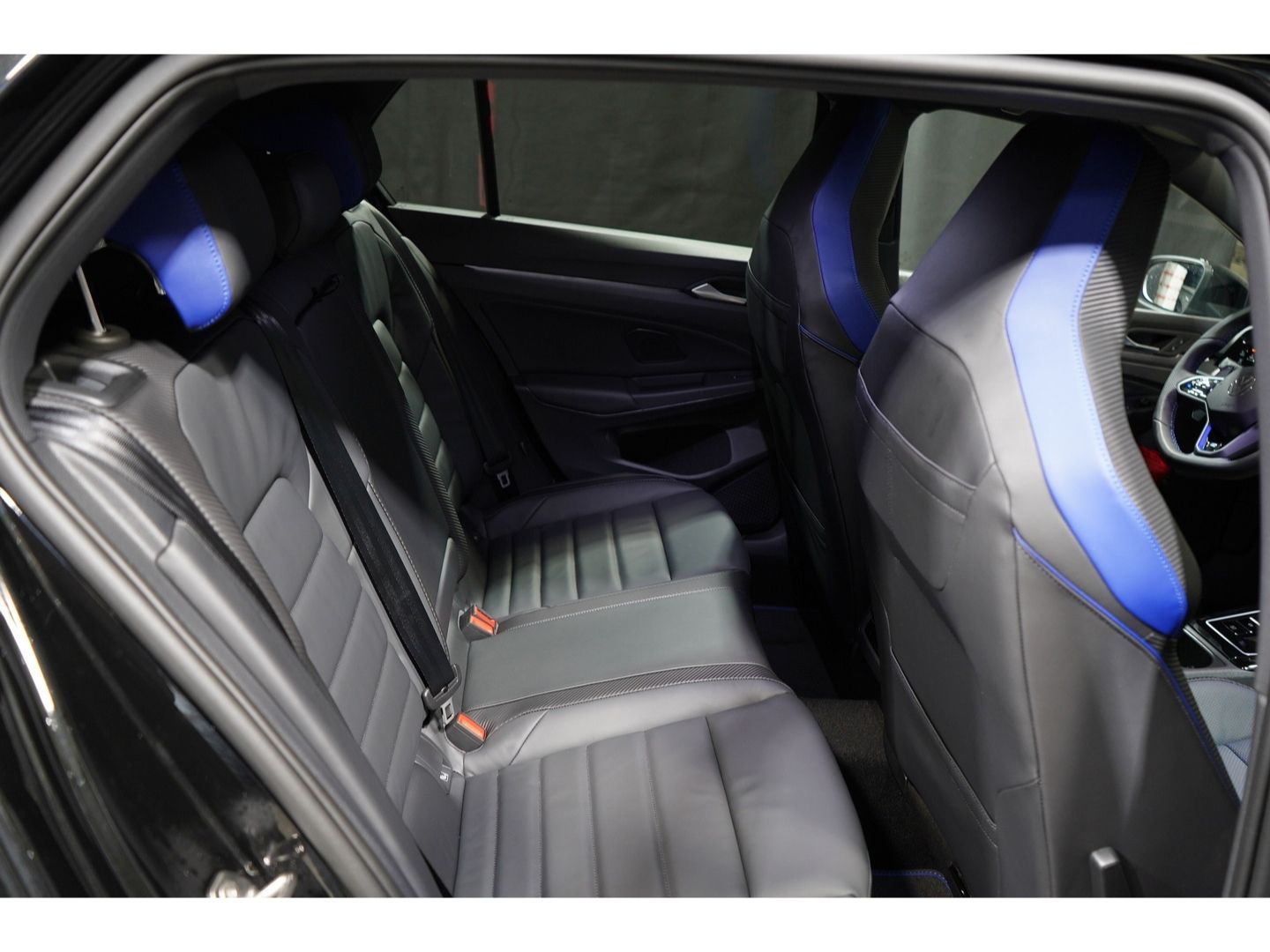 Volkswagen Golf R 2.0 TSI OPF DSG 4MOTION Black Edition