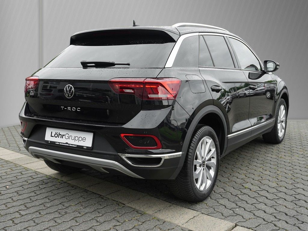 Volkswagen T-Roc 1.5 TSI Style - Samsaru's Car Outlet