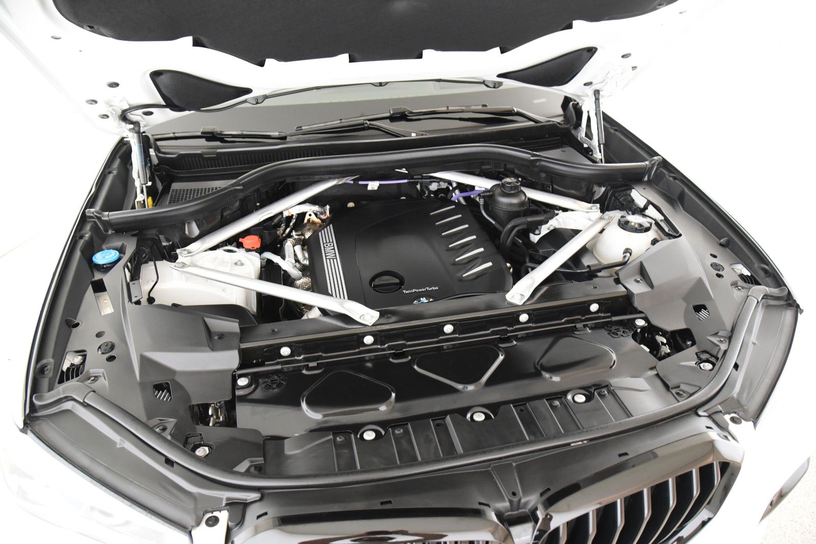 BMW X5 xDrive30d M Sport DriveAss Pano AHK Sthzg LED