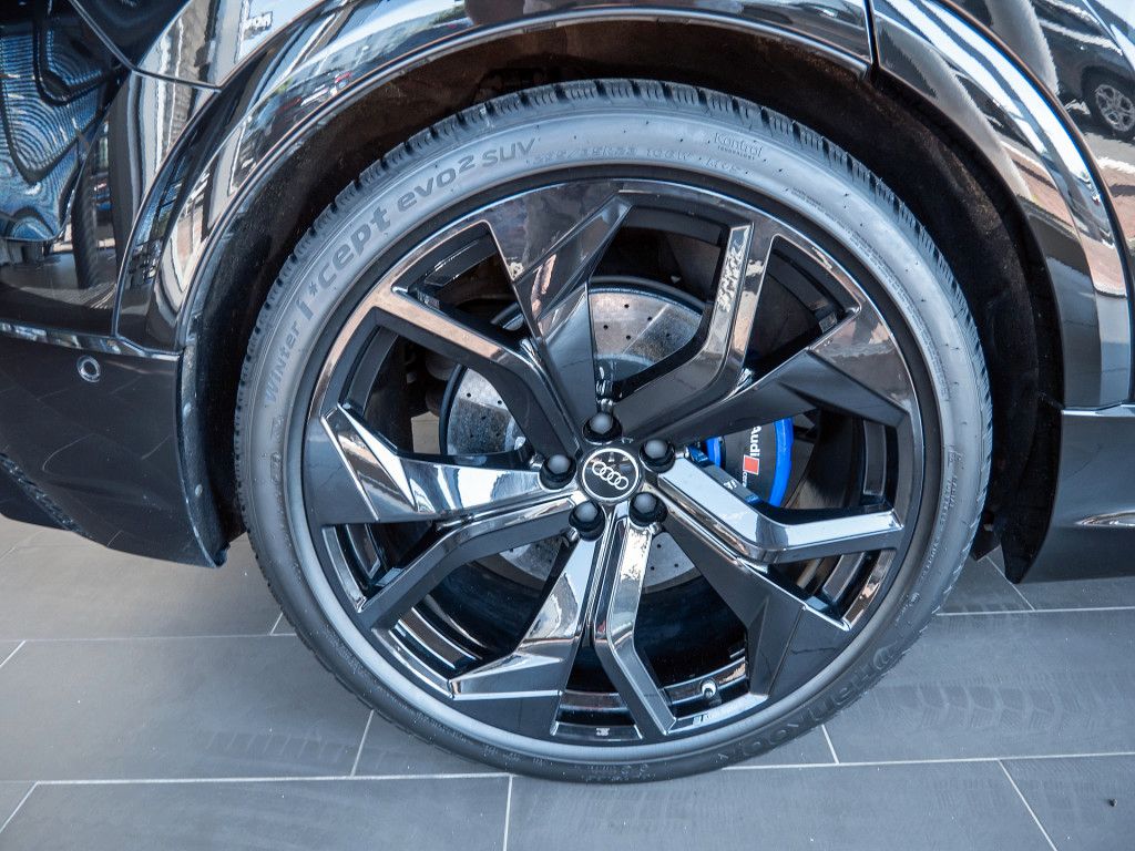 Audi RS Q8 4.0 TFSI quattro tiptronic AHK STANDHZ. BT