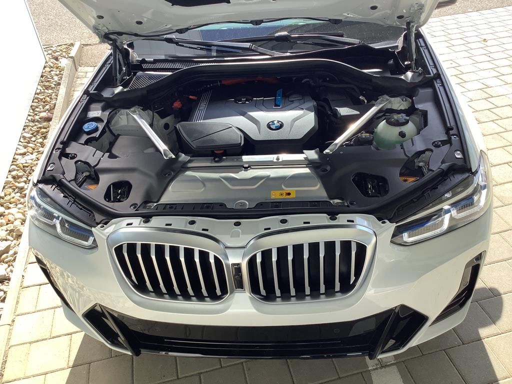BMW X3 xDrive30e M Sport - Samsaru's Car Outlet