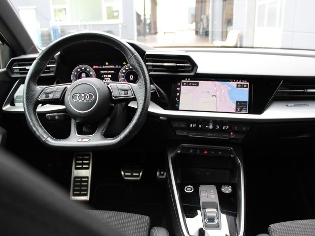 Audi A3  Sportback S-tronic  LED/NAVI/STANDHZG