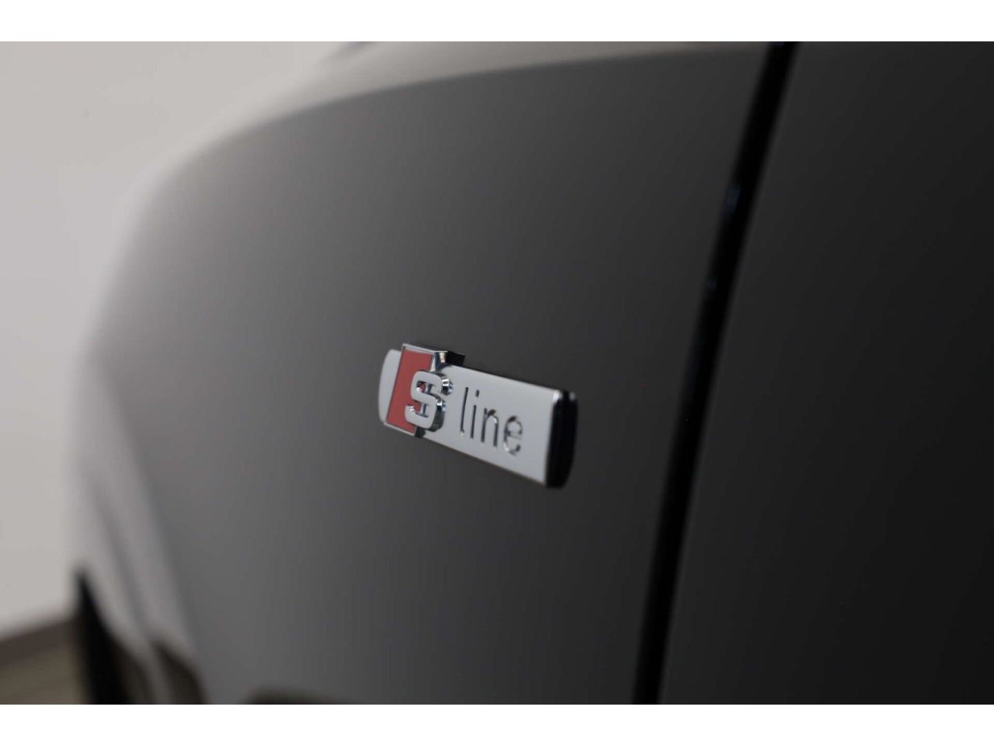 Audi Q3 35 TDI quattro S line S-Tronic - Samsaru's Car Outlet